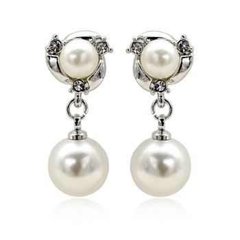 fashion pearl stud earring 805370