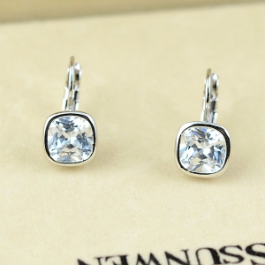 Italina zircon earring 883052