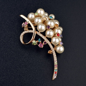 Italina pearl brooch 537110036 