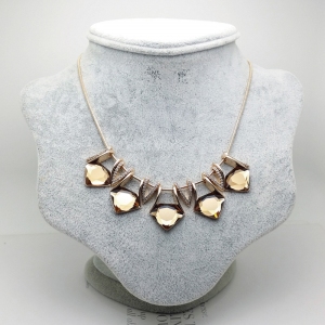 R.A crystal necklace   400722