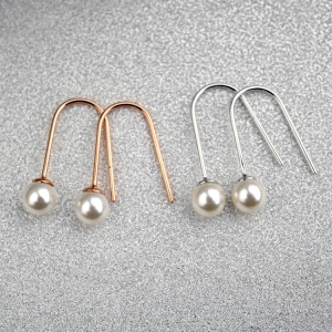 R.A pearl hook earring  125780
