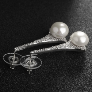 Allencoco pearl earring  208110002