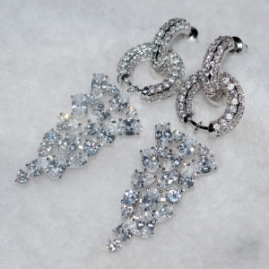 Allencoco zircon earring  208139002