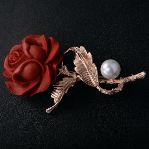 Rigant plastic flower brooch  537320