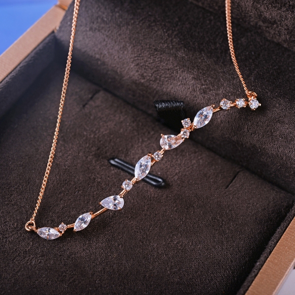 Allencoco zircon necklace  62123