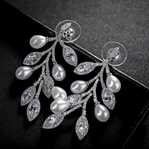 Allencoco micro - lined zircon pearl earrings  208170002