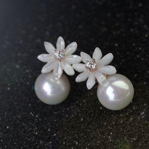 AllenCOCO Korean fashion pearl small flo...