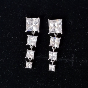 AllenCOCO Korean version of the square AAA zircon earrings 208449002