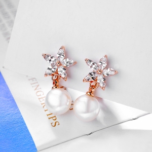 AllenCOCO Korean version of the petal pearl no ear hole ear clip 120857