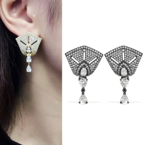 AllenCOCO European and American retro style personality earrings 20849602