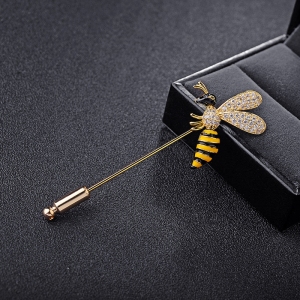 R.A bee brooch    850234