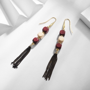 R.A wood bead tassel earring  821627