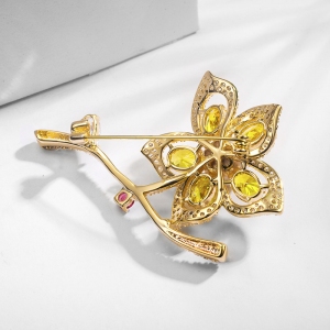 R.A zircon flower brooch  850456