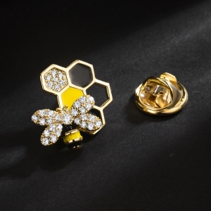 R.A rotary bee brooch  850422