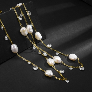 R.A baroque pearl necklace  840008