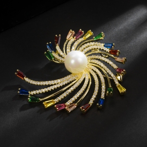 R.A zircon brooch  850373