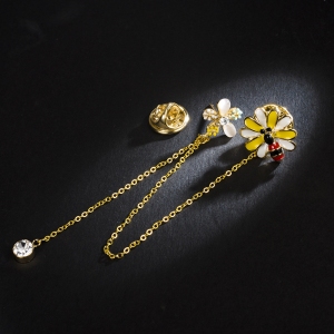 R.A bee flower brooch  850426