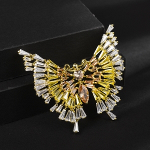 R.A Butterfly zircon brooch  850404