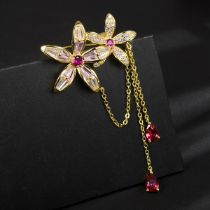 R.A zircon flower brooch  850409