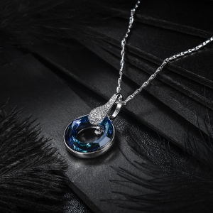 Allencoco crystal necklace  307316