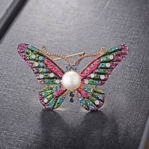 R.A butterfly crystal brooch   850066