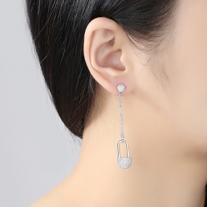 Allencoco lock earring   208142002