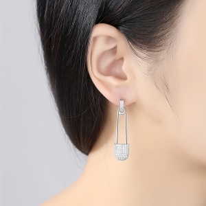 Allencoco lock earring   208142002