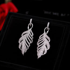 Allencoco zircon earring  208188002